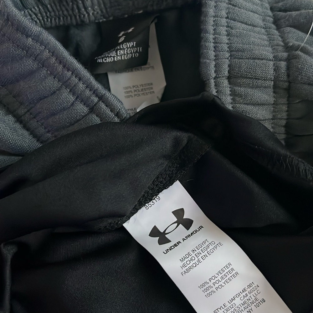 New Under Armour Outfit - Picture 5 of 5
